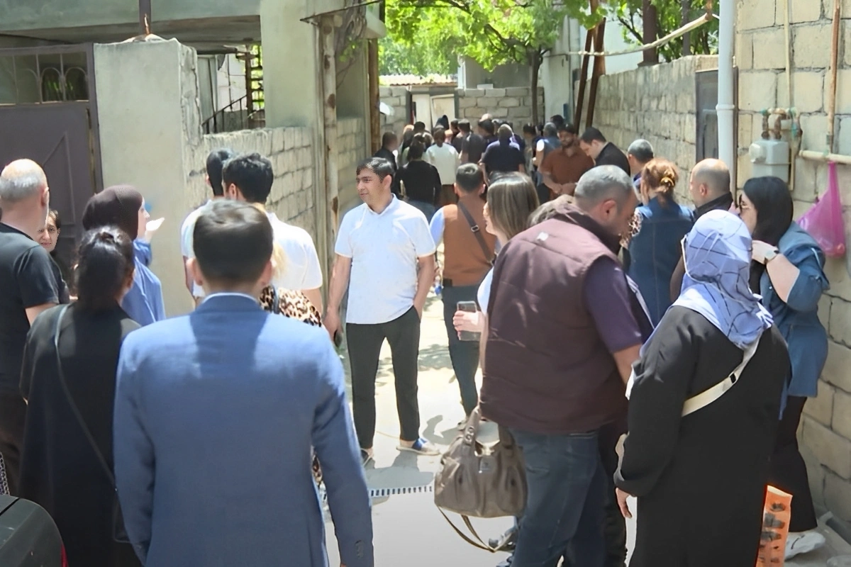 Tanınmış bloqerlərin reklam etdikləri şirkətə etibar etdilər, aldandılar