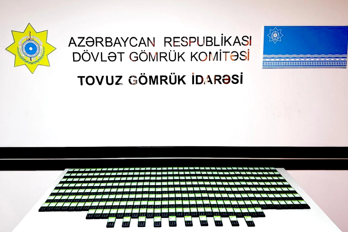 Qırmızı Körpü gömrük postunda bəyan edilməyən 300 mobil telefon aşkarlanıb