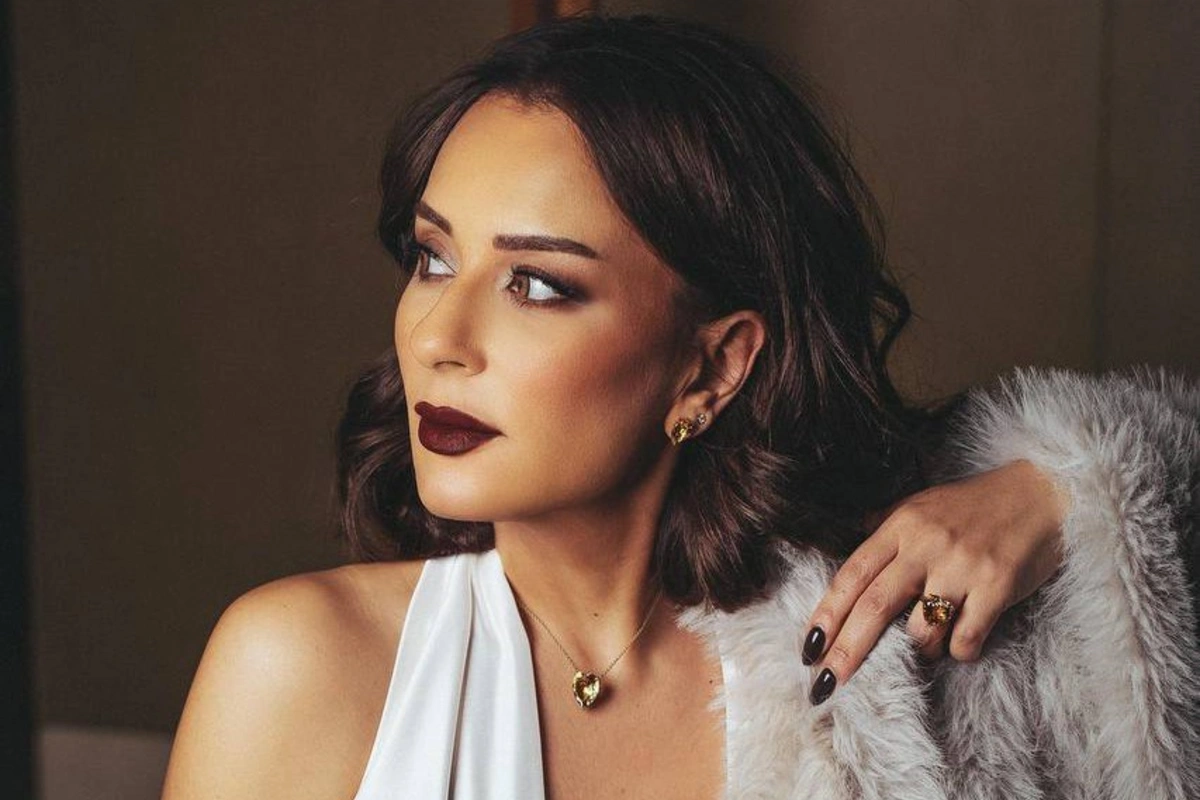 Tünzalə Ağayeva: İnternet müğənnilərinə hörmət etmirəm