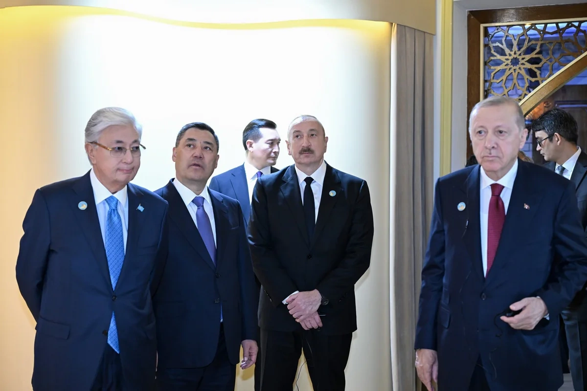 President Ilham Aliyev and other participants of the informal OTS Summit visited a number of cultural sites in Turkestan