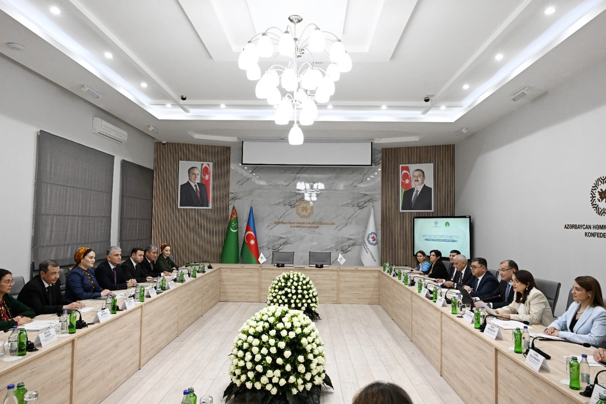 Azərbaycan və Türkmənistan həmkarlar ittifaqları arasında Əməkdaşlıq Memorandumu imzalanıb