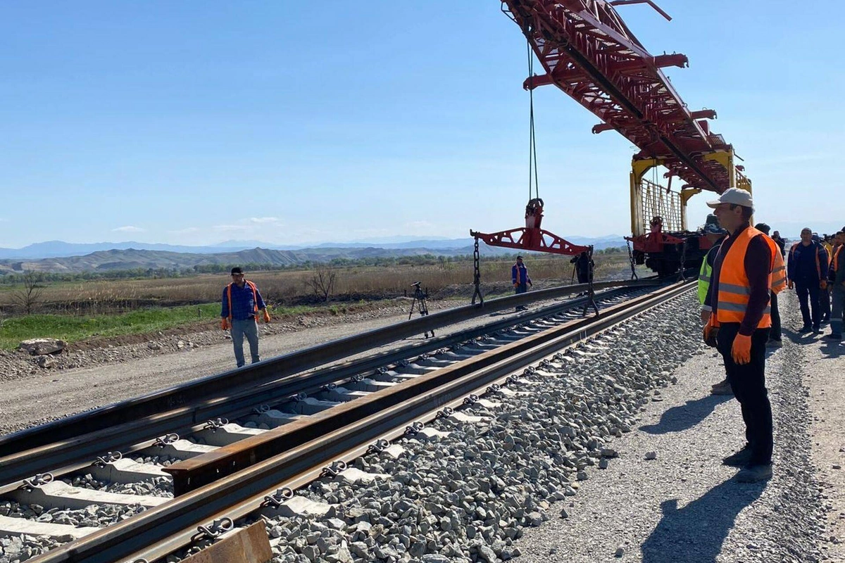 Строительство ж/д Горадиз-Агбенд планируется завершить в 2028 году