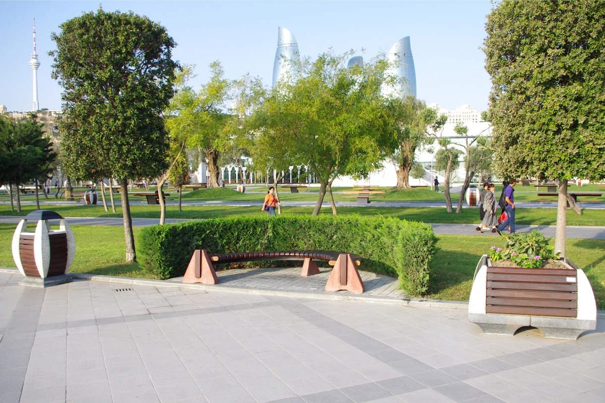 Bakıda bu ərazidə söküntü aparılır - Yeni park salınacaq