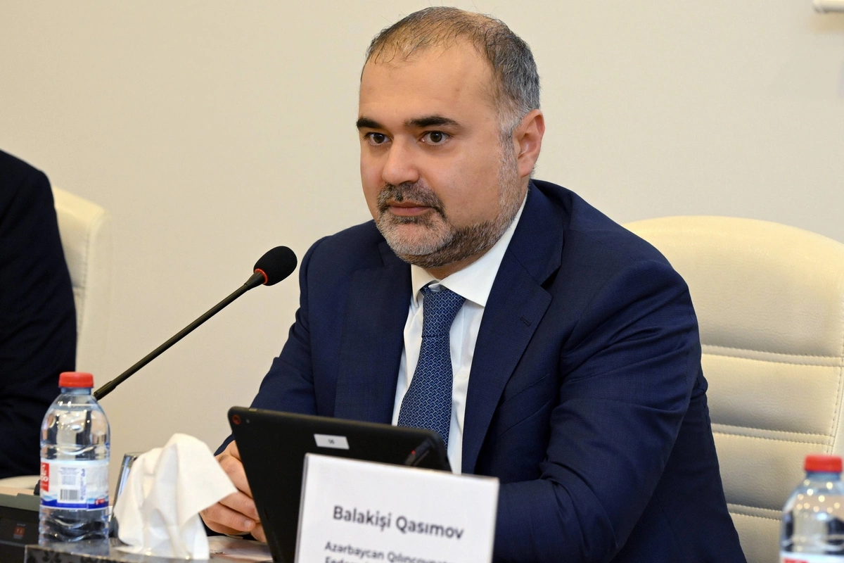 Balakişi Qasımov yenidən Azərbaycan Qılıncoynatma Federasiyasının prezidenti seçilib