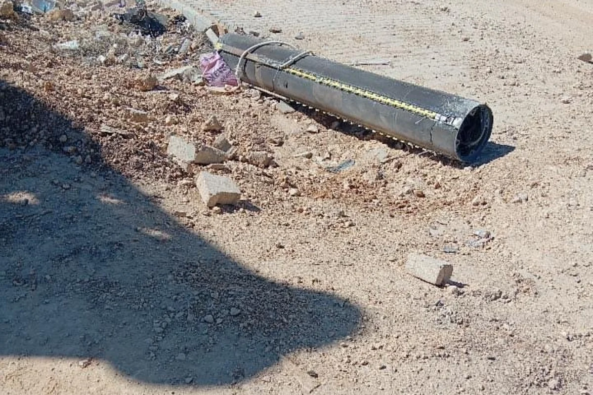 İrandan atılan raketin parçaları Türkiyənin Qaziantep bölgəsinə düşüb