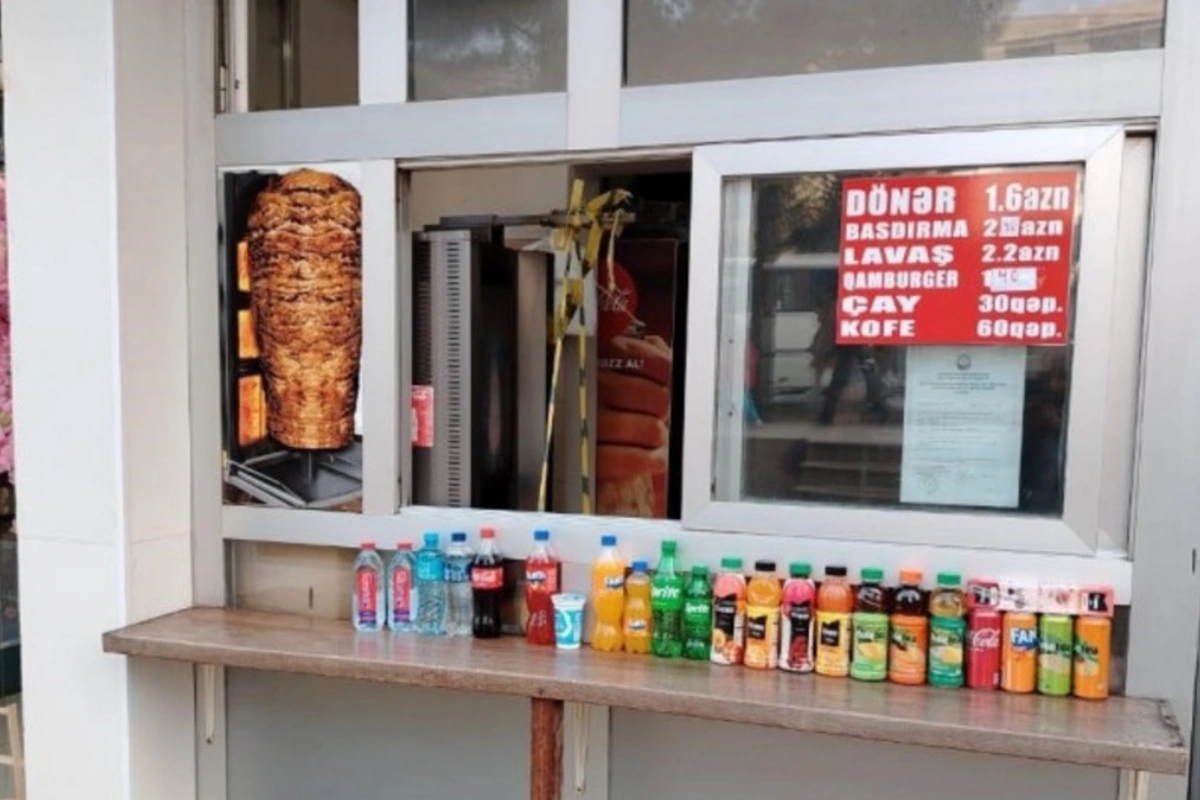 Bakıda 6 dönərxananın fəaliyyəti məhdudlaşdırılıb Bakıda 6 dönərxananın fəaliyyəti məhdudlaşdırılıb