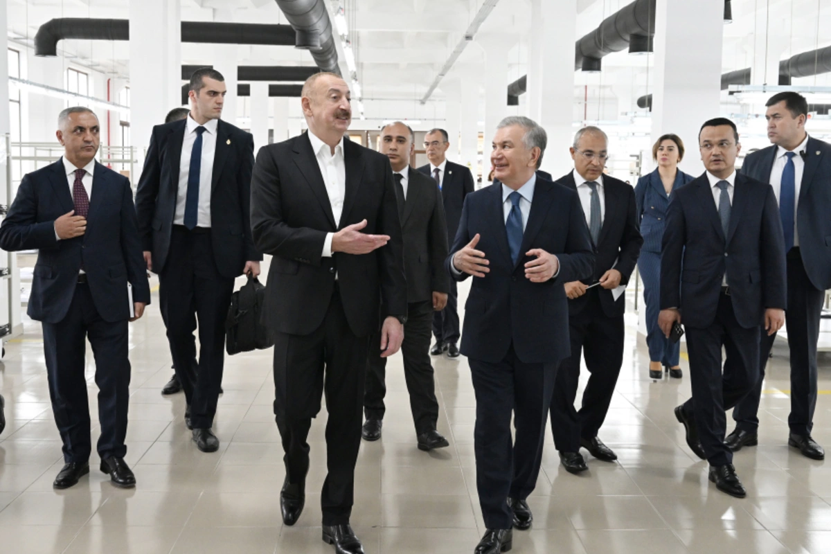 Presidents of Azerbaijan and Uzbekistan familiarized themselves with the activities of a sewing factory in Khankendi