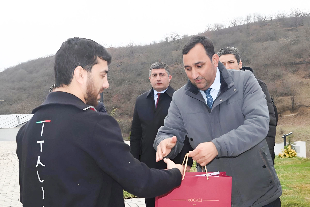 Növbəti köç karvanı Xanabad kəndinə çatıb, mənzillərin açarları təqdim olunub