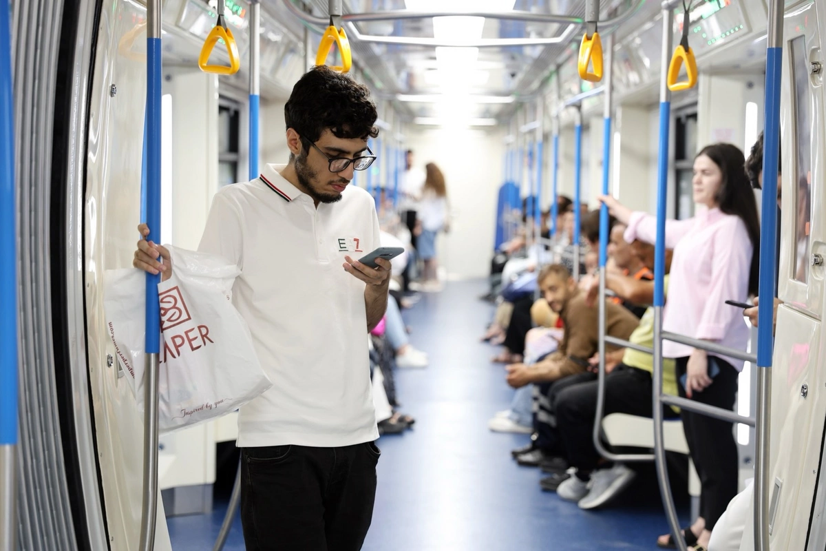 Metrodan istifadə edən şəxsləri SEVİNDİRƏCƏK XƏBƏR