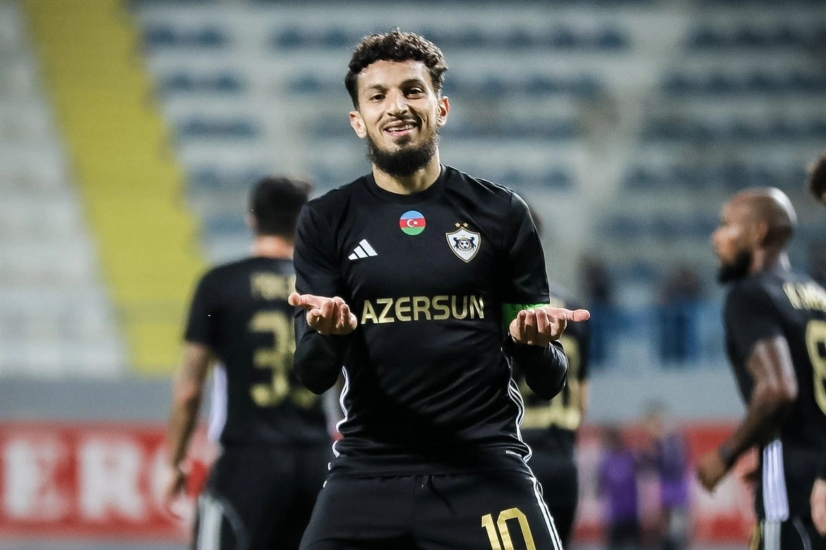 Abdullah Zubir Premyer Liqada 50-ci qolunu vurub Abdullah Zubir Premyer Liqada 50-ci qolunu vurub