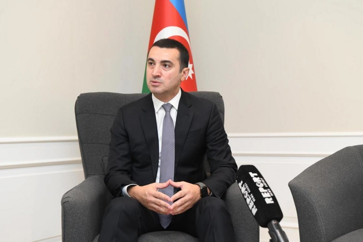 Ayxan Hacızadə: Təəccüblü hal odur ki, Medinski Qarabağın heç zaman mübahisəli ərazi olmadığını bilmir Ayxan Hacızadə: Təəccüblü hal odur ki, Medinski Qarabağın heç zaman mübahisəli ərazi olmadığını bilmir