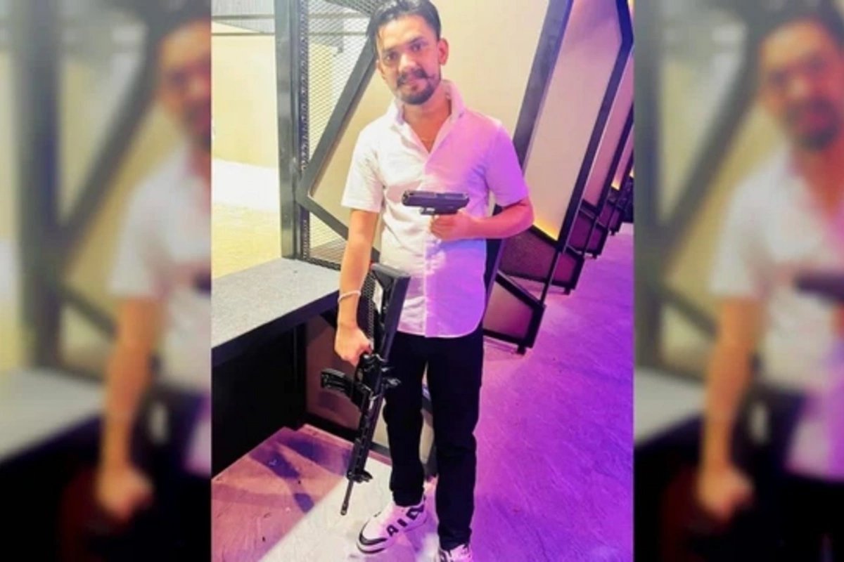 Azərbaycan Hindistanın ən çox axtarılan kriminal avtoritetlərindən birini ekstradisiya edib Azərbaycan Hindistanın ən çox axtarılan kriminal avtoritetlərindən birini ekstradisiya edib