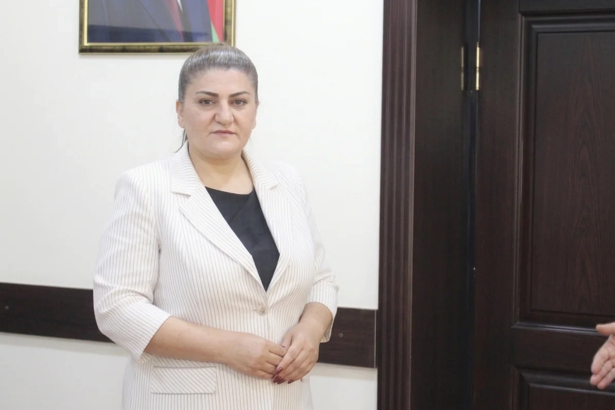 Direktor məktəbin avadanlıqlarını söküb evinə aparıb? - AÇIQLAMA
