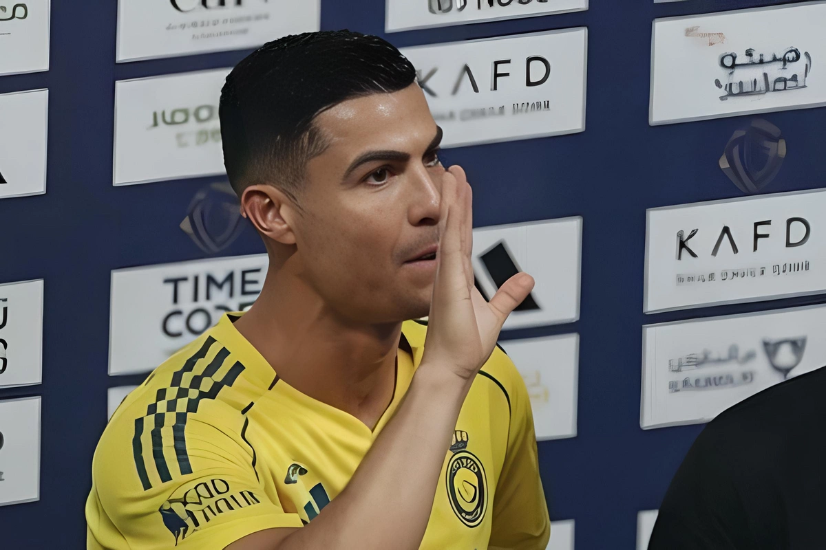 Ronaldo azarkeşlərin məsxərəsinə istehzalı cavab verdi