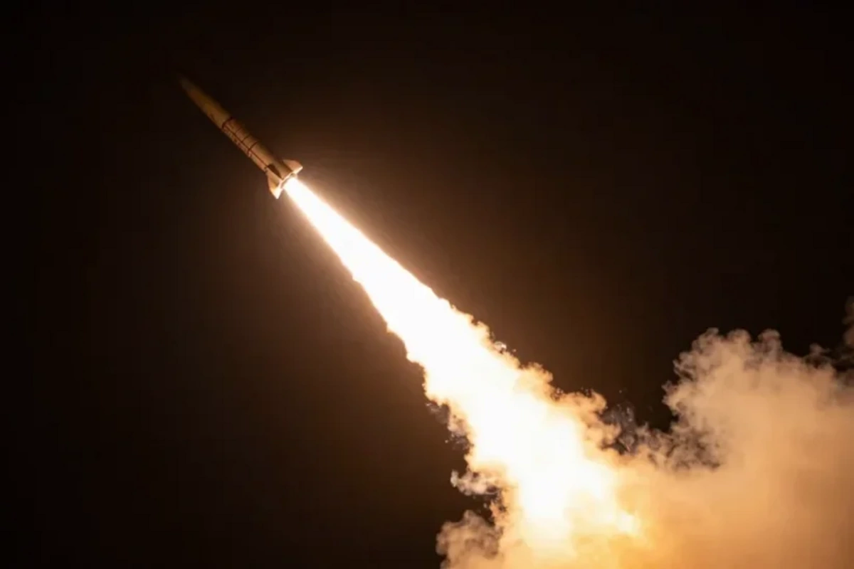 İran İsrailə yeni raket hücumu həyata keçirdi