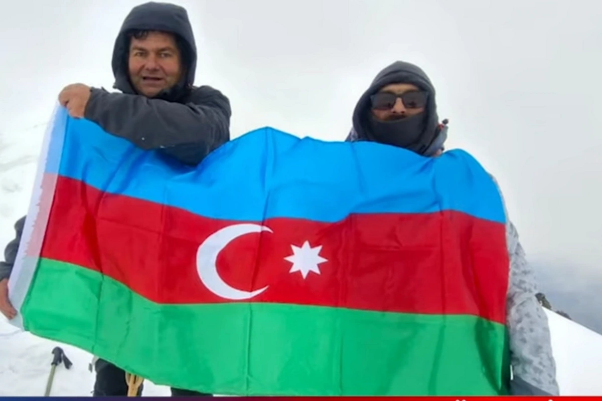 Журналист, покоривший высочайшую вершину Европы, поделился впечатлениями Журналист, покоривший высочайшую вершину Европы, поделился впечатлениями