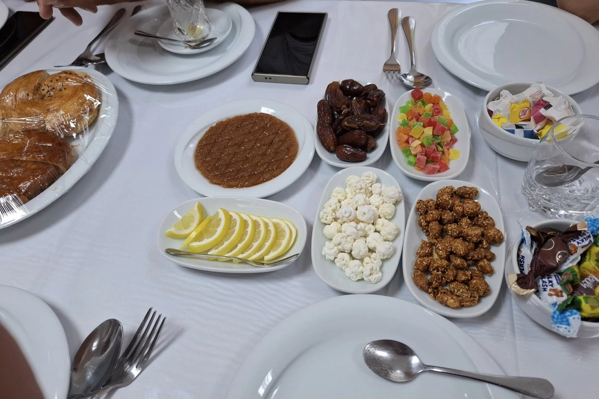 Yas mərasimləri neçəyə başa gəlir? - ŞOK RƏQƏMLƏR Yas mərasimləri neçəyə başa gəlir? - ŞOK RƏQƏMLƏR