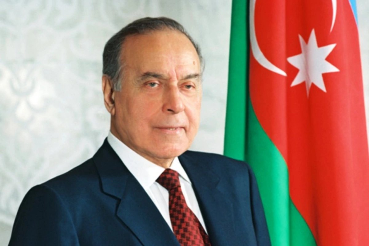 Azərbaycanı vətəndaş müharibəsi təhlükəsindən Zəfərə aparan tarix - Milli Qurtuluş Günü Azərbaycanı vətəndaş müharibəsi təhlükəsindən Zəfərə aparan tarix - Milli Qurtuluş Günü