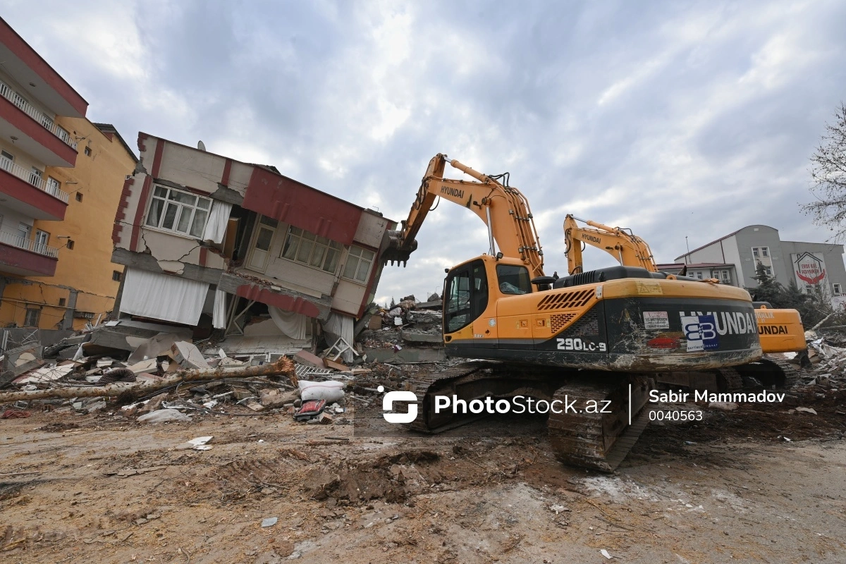 Sumqayıtda qəzalı vəziyyətdə olan 13 bina sökülür, 1 300 ailəyə yeni evlər veriləcək