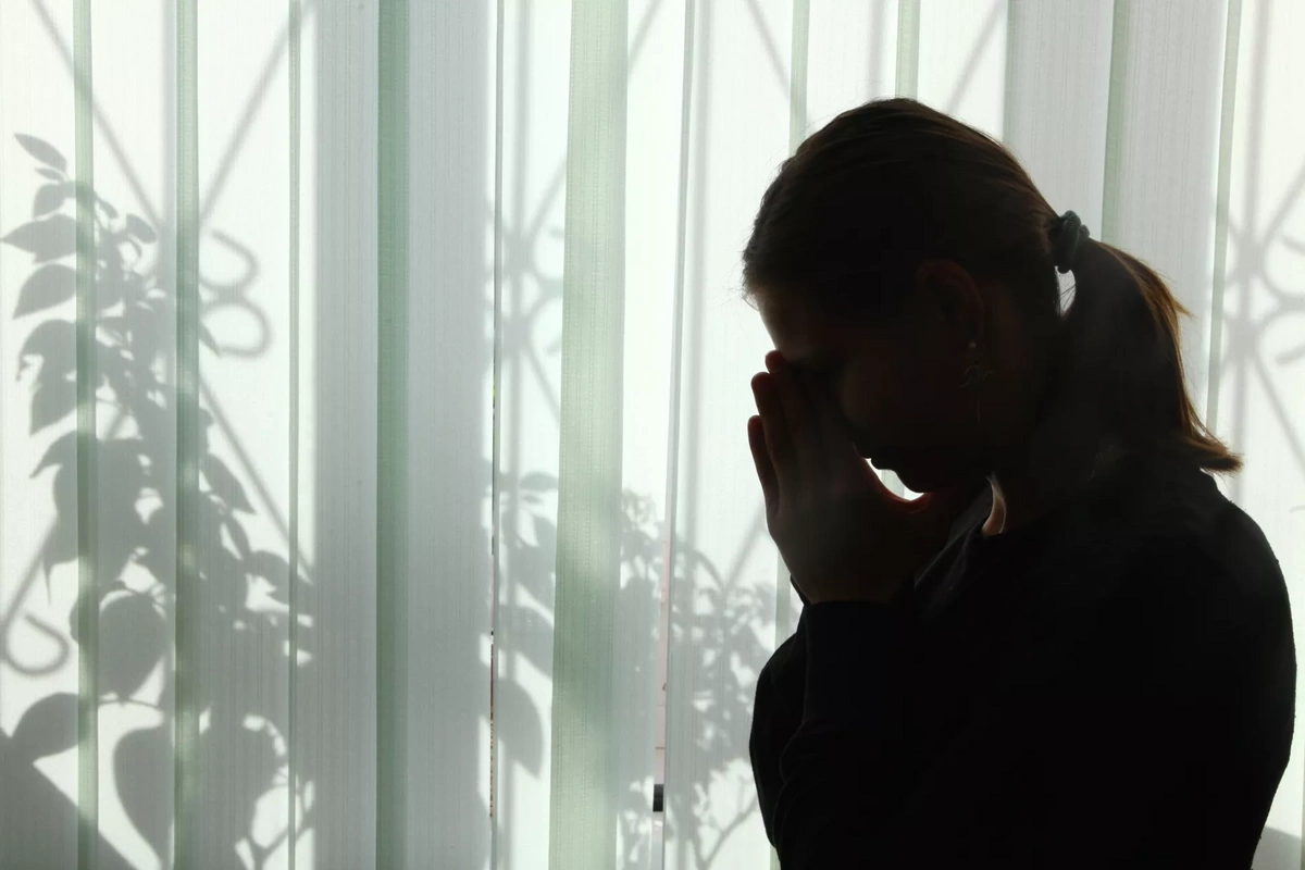 Gənclər arasında beyin qansızması niyə artıb? - Həkimdən vacib AÇIQLAMALAR