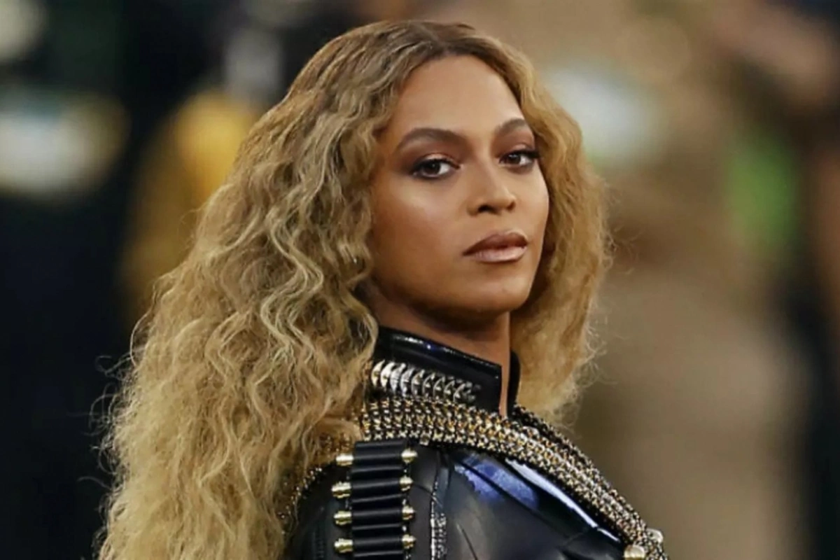 Beyonsa aid mahnılar oğurlandı Beyonsa aid mahnılar oğurlandı