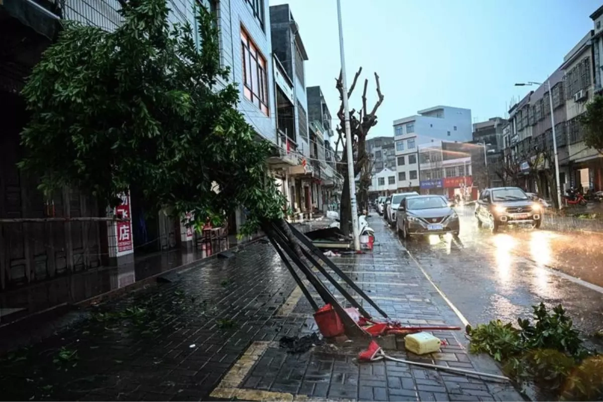 Çində Matmo tayfunu səbəbilə 200 min nəfər təxliyə edildi