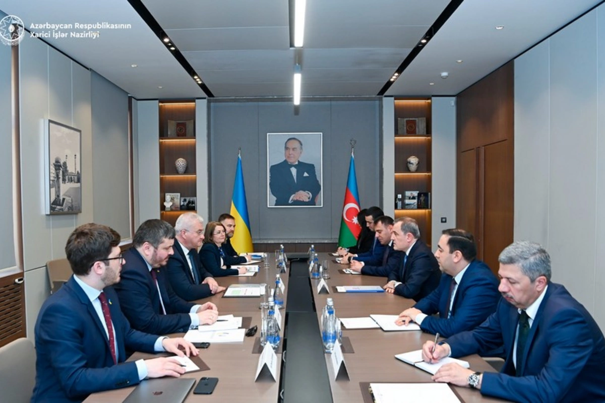 Azərbaycan və Ukraynanın xarici işlər nazirləri Bakıda görüşüblər Azərbaycan və Ukraynanın xarici işlər nazirləri Bakıda görüşüblər