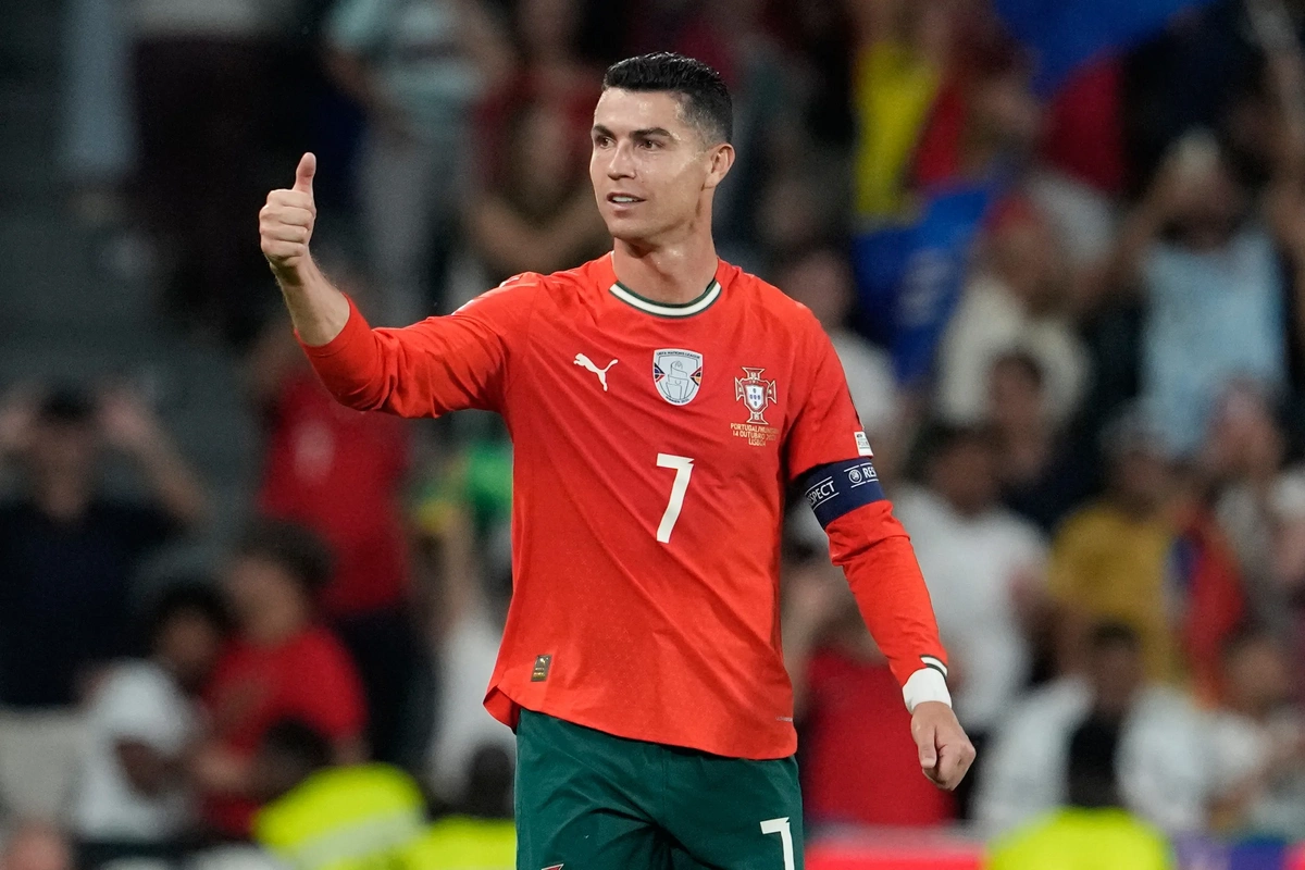Ronaldonun cəzası müzakirələrə səbəb oldu - Millidən imtina edə bilər