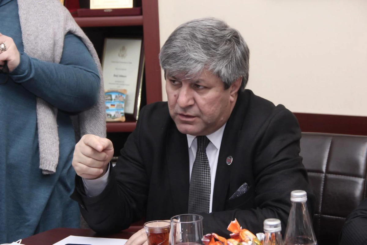 Məhkəmə Əvəz Zeynallının azadlığa buraxılması ilə bağlı müraciətə gələn həftə baxacaq
