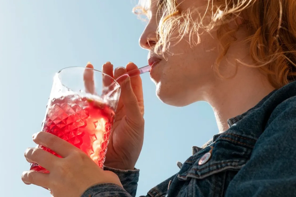 Doctor: Each can of soda consumed shortens life by 12 minutes