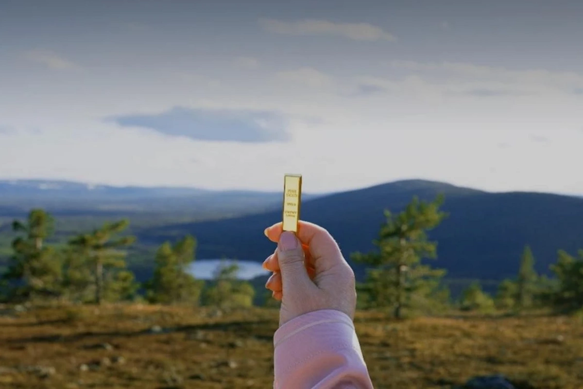 Finlandiyada turistlər üçün qızıl külçə gizlədildi