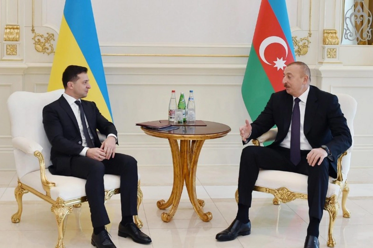 Azərbaycanla Ukrayna Rusiya tərəfindən SOCAR-ın neft anbarına hava zərbələrinin endirilməsini pisləyib Azərbaycanla Ukrayna Rusiya tərəfindən SOCAR-ın neft anbarına hava zərbələrinin endirilməsini pisləyib