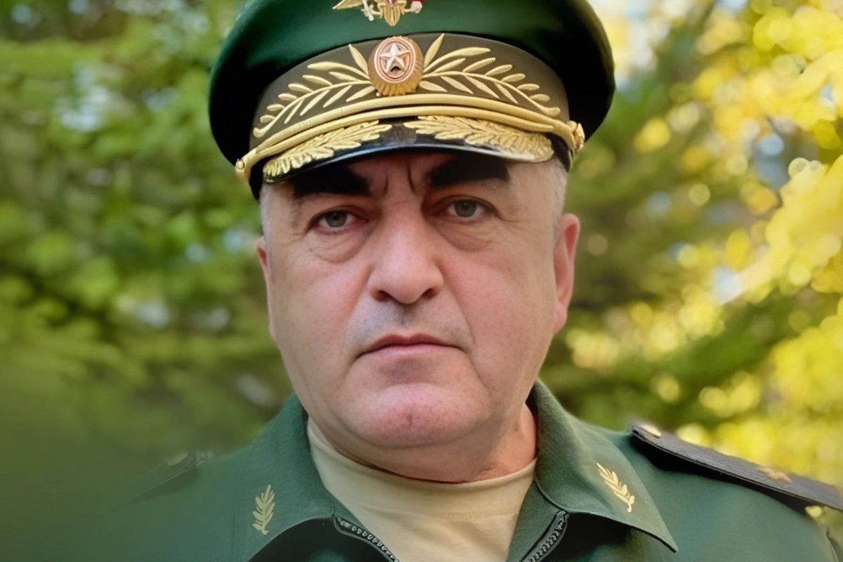 Rusiya qəhrəmanı general yaralandı