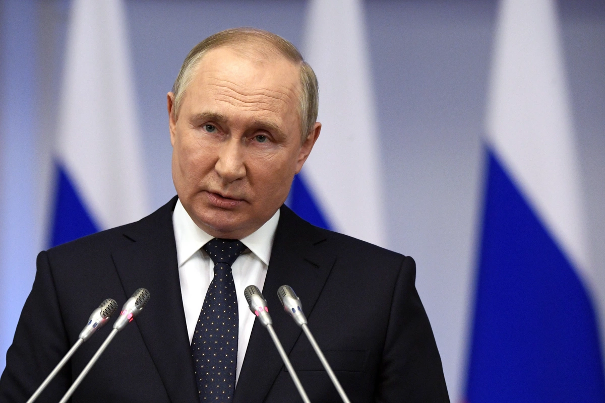 Путин отреагировал на новые санкции Путин отреагировал на новые санкции