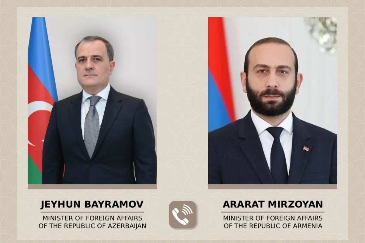 Ceyhun Bayramov ermənistanlı həmkarı ilə regiondakı son hadisələri müzakirə edib