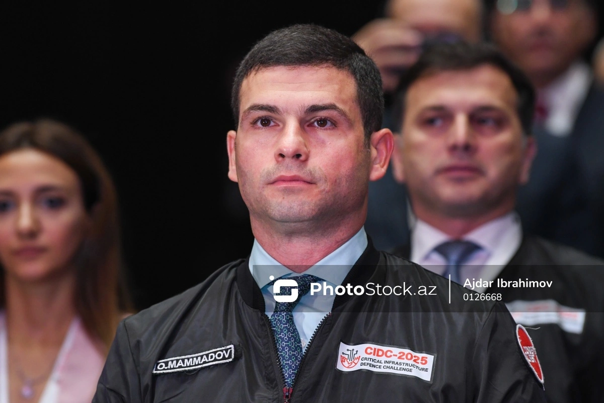 Orxan Məmmədov: Kiçik biznesə edilən kiberhücum domino effekti yaratmaqla kritik infrastruktura keçə və zərər yetirə bilər Orxan Məmmədov: Kiçik biznesə edilən kiberhücum domino effekti yaratmaqla kritik infrastruktura keçə və zərər yetirə bilər