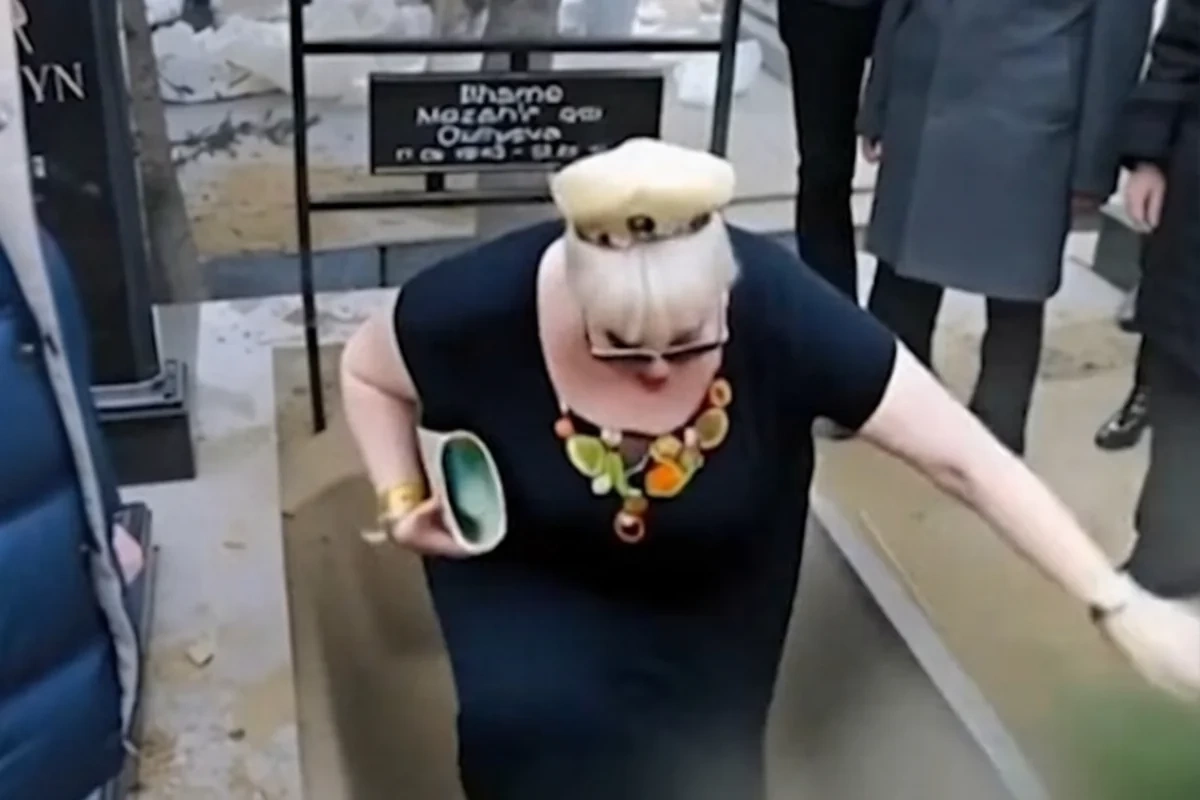 Sosial şəbəkələrdə təhlükəli trend: Ölülər dirildilir, görüntüləri satılır