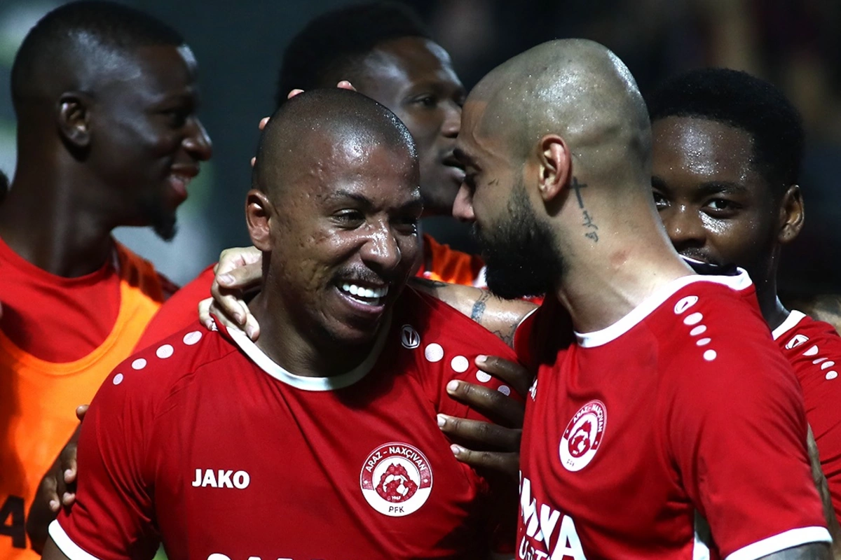 UEFA Konfrans Liqası: Araz-Naxçıvan da mərhələ adladı UEFA Konfrans Liqası: Araz-Naxçıvan da mərhələ adladı
