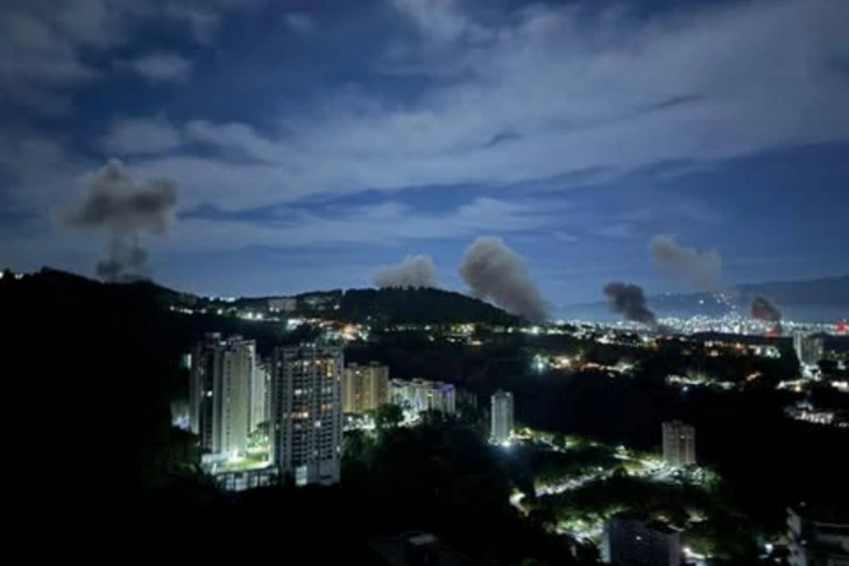 В столице Венесуэлы прогремели взрывы: удары нанесены по зданиям парламента и мавзолея Уго Чавеса