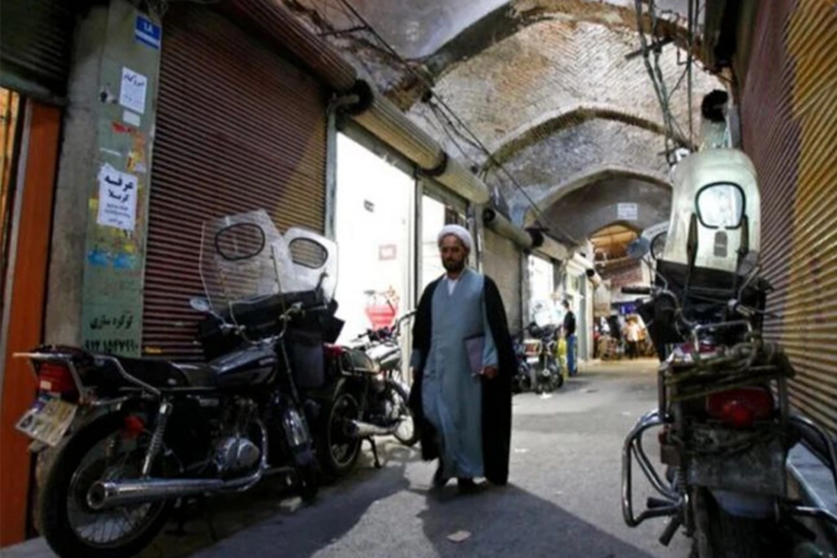 KİV: Təbrizdə hərbi vəziyyət elan edilib