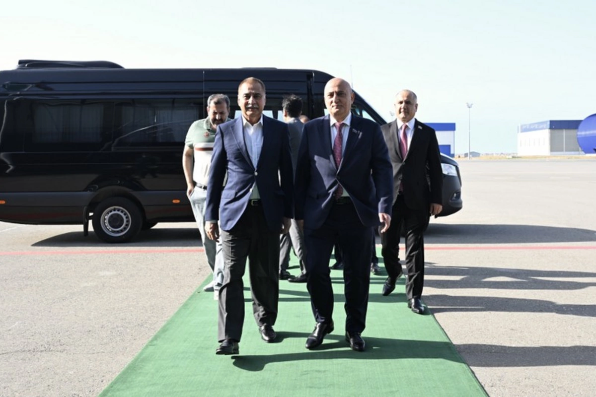 Pakistan Milli Assambleyasının sədri Azərbaycana rəsmi səfərə gəlib