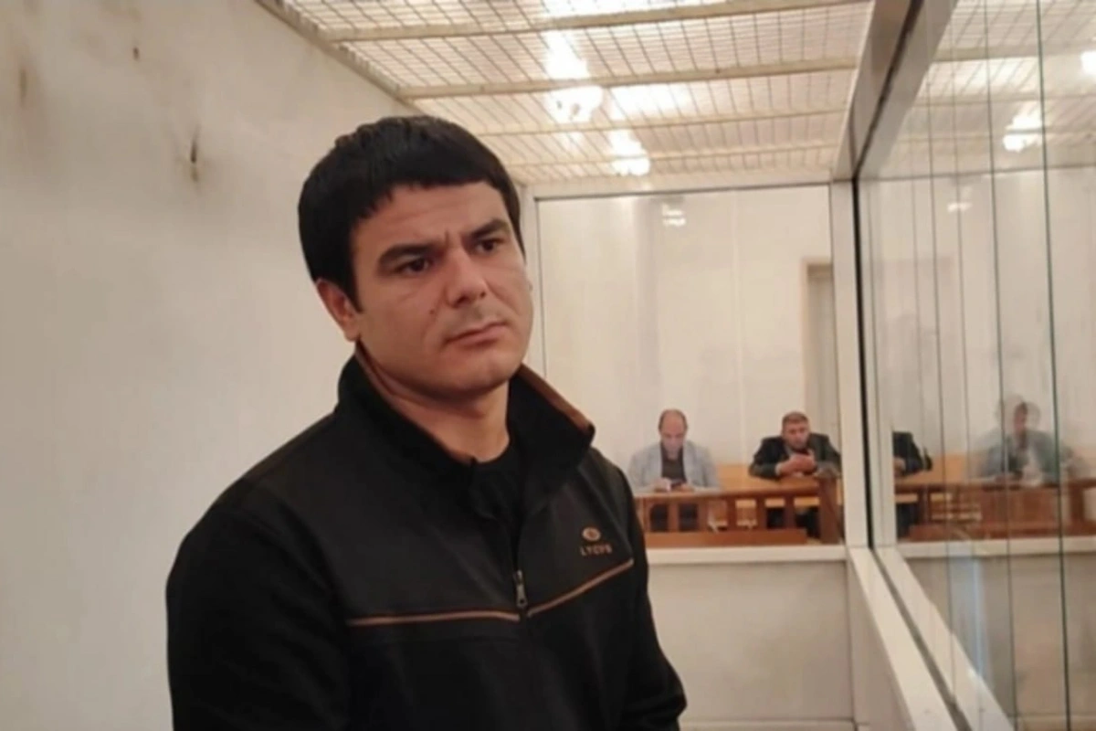 Həyat yoldaşını öldürmək istəyən kişi 14 il cəza aldı Həyat yoldaşını öldürmək istəyən kişi 14 il cəza aldı