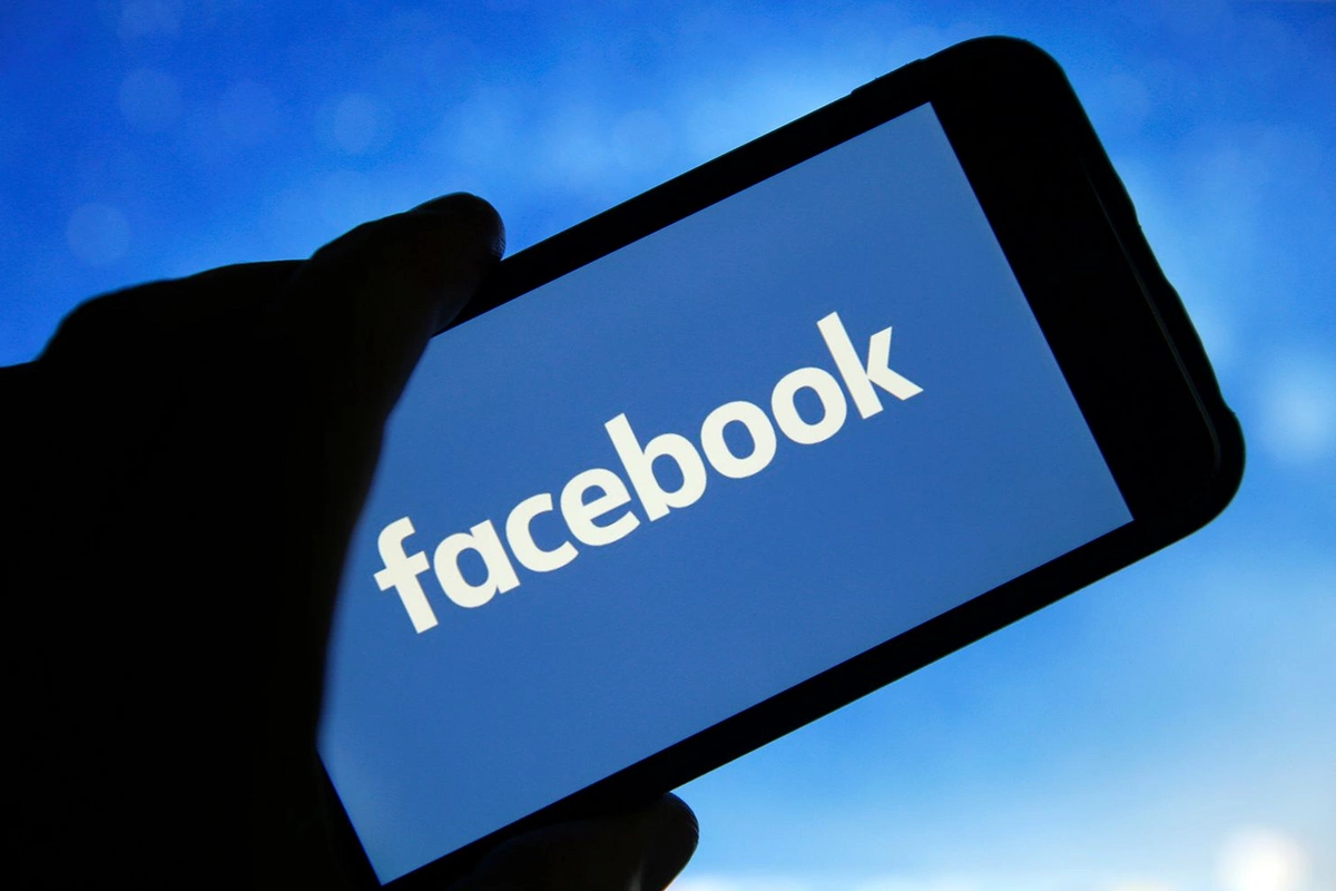 Facebook istifadəçiləri giriş problemi ilə üzləşib
