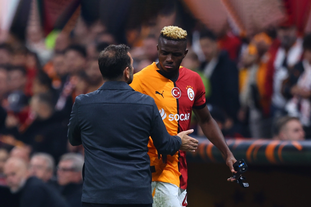 Okan Burukdan Osimhenə xüsusi XƏBƏRDARLIQ: Sakit qal