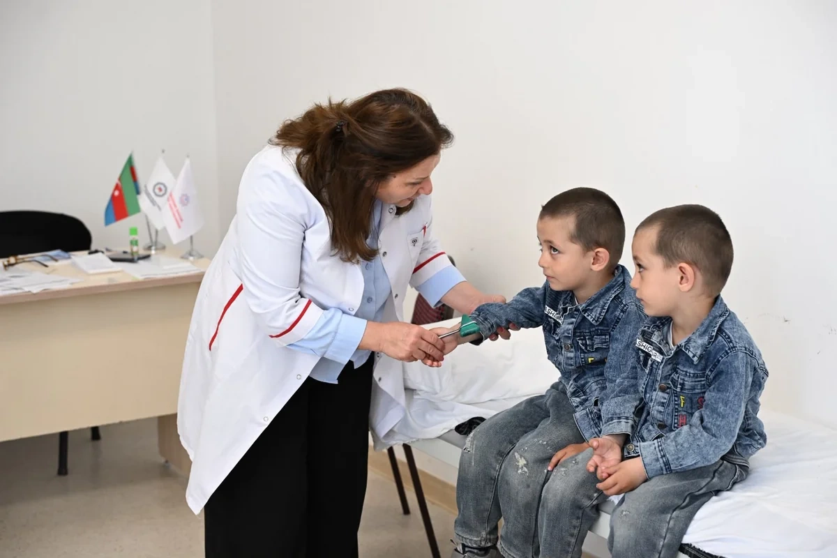 Daşkəsəndə Həmkardan həmkara qayğı ilə sosial layihəsi çərçivəsində ödənişsiz tibbi müayinələr keçirilib