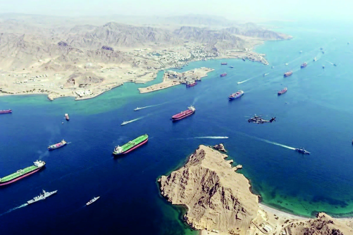 İran Hörmüz boğazından istifadə edənləri üç kateqoriyaya böldü