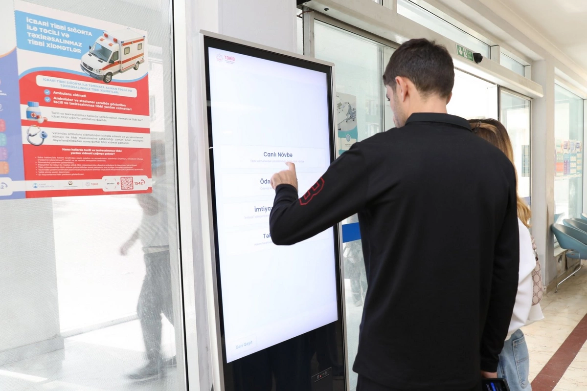 Kliniki Tibbi Mərkəzdə elektron növbə sistemi istifadəyə verilib Kliniki Tibbi Mərkəzdə elektron növbə sistemi istifadəyə verilib