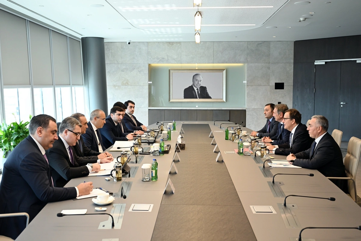 Mikail Jabbarov met with the CEO of Japan Tobacco International