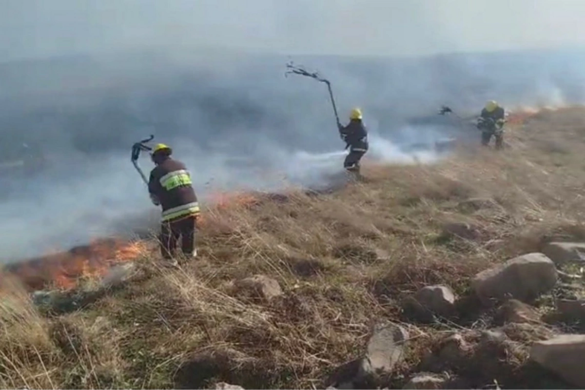 Azərbaycanda dağlıq ərazi YANIR