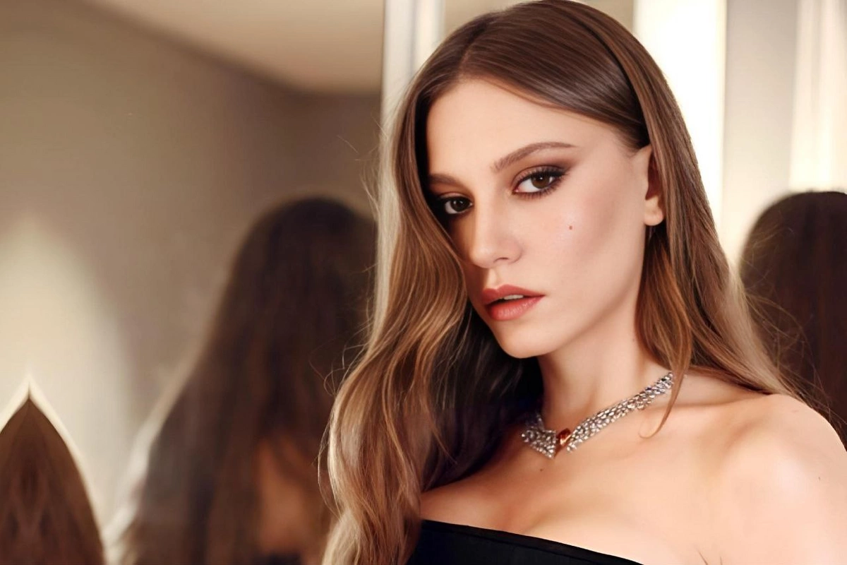 Serenay Sarıkaya barədə iddia: Heç kimlə görüşmür